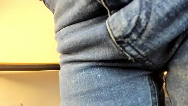 Caroline dh online show from 04.13.26