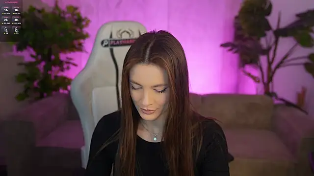 Julia  Star  online show from 03.26.26