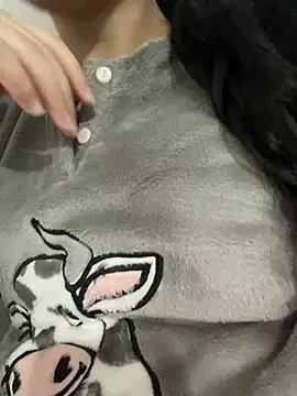 Snapshot of Lina-lolo chatting on 01.21.25 Lina-lolo online show from 01.21.25