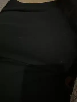 Snapshot of Lina-lolo chatting on 02.02.25 Lina-lolo online show from 02.02.25