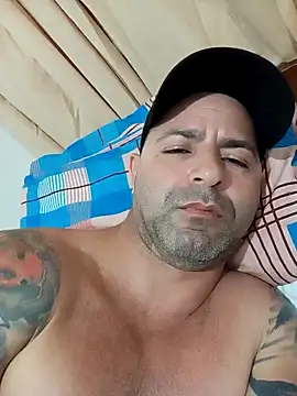 Snapshot of Marciogrei chatting on 12.22.24 Marciogrei online show from 12.22.24