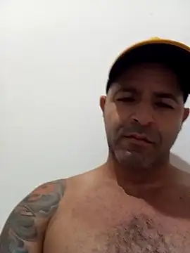 Snapshot of Marciogrei chatting on 01.28.25 Marciogrei online show from 01.28.25