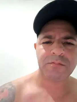 Snapshot of Marciogrei chatting on 11.03.25 Marciogrei online show from 11.03.25