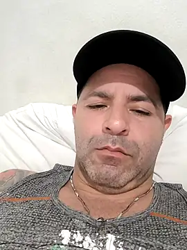 Snapshot of Marciogrei chatting on 11.26.25 Marciogrei online show from 11.26.25