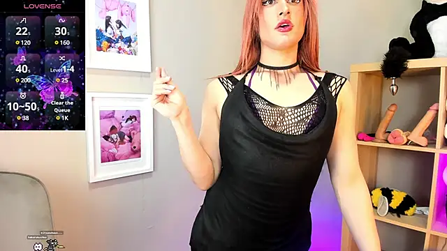 Snapshot of HakuRukushka chatting on 03.04.25 HakuRukushka online show from 03.04.25