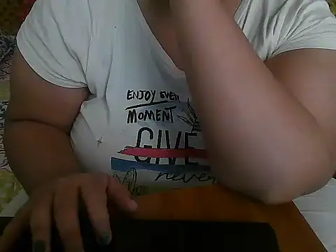 Queen of boobs01 online show from 01.16.25