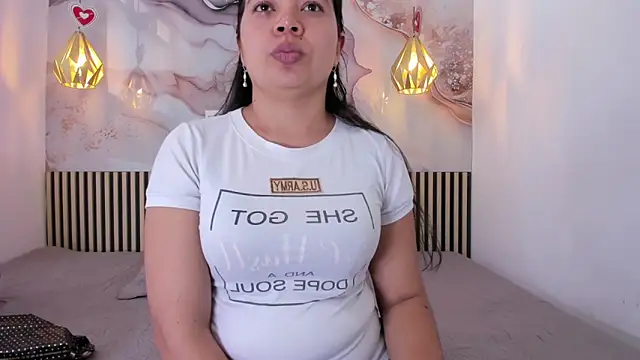 EvelynSweet1 online show from 05.06.26