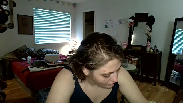 Snapshot of sophiarica chatting on 04.22.26 sophiarica online show from 04.22.26
