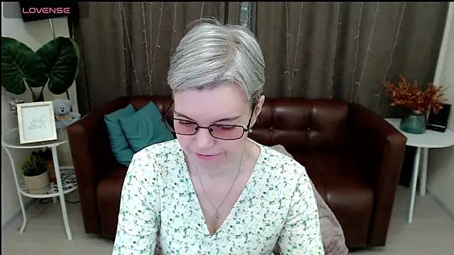 Snapshot of Cutie_Erikaa1 chatting on 01.22.25 Cutie Erikaa1 online show from 01.22.25