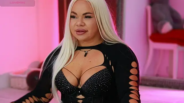 MissLilaa online show from 03.02.25