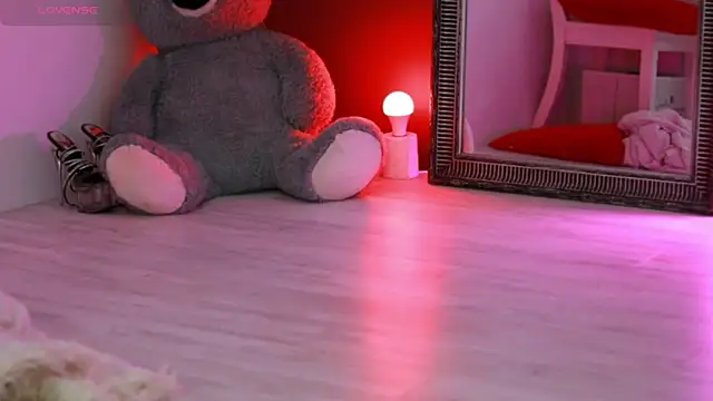 MissLilaa online show from 03.13.25