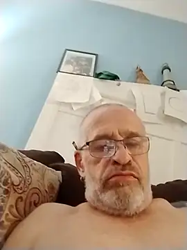 Snapshot of geilerschwanz64 chatting on 09.27.25 geilerschwanz64 online show from 09.27.25