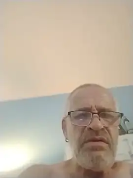 Snapshot of geilerschwanz64 chatting on 06.21.26 geilerschwanz64 online show from 06.21.26