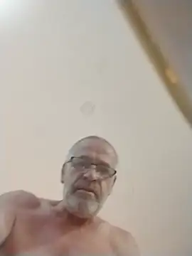 Snapshot of geilerschwanz64 chatting on 07.19.26 geilerschwanz64 online show from 07.19.26