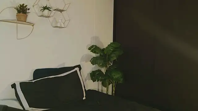 Scarlett grand online show from 05.22.26