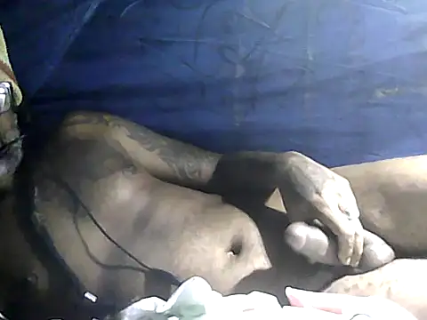 Snapshot of rootsf chatting on 10.21.25 rootsf online show from 10.21.25