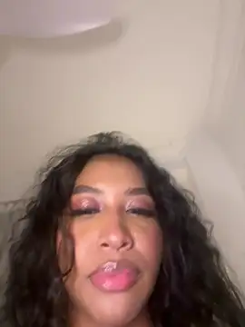 IamCrystal2 online show from 03.01.26