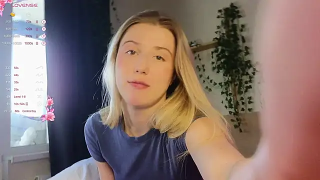 ArianaMur online show from 03.23.25