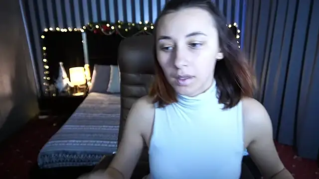 Snapshot of Roxy_Rayy chatting on 12.14.24 Roxy Rayy online show from 12.14.24