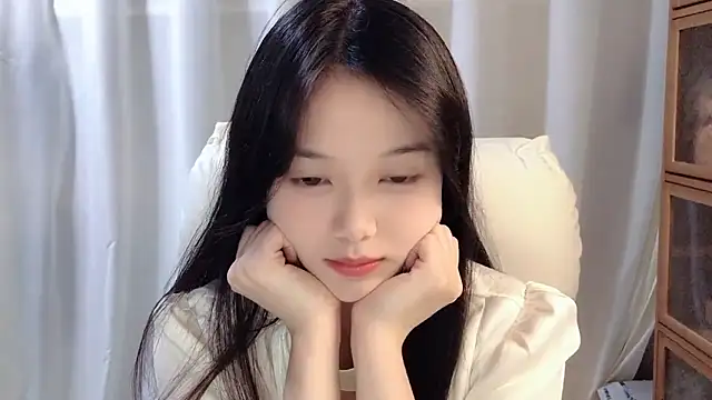 Snapshot of max688 chatting on 10.13.25 max688 online show from 10.13.25