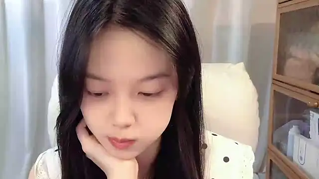 Snapshot of max688 chatting on 11.19.25 max688 online show from 11.19.25