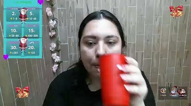 Snapshot of solyeria chatting on 12.28.24 solyeria online show from 12.28.24