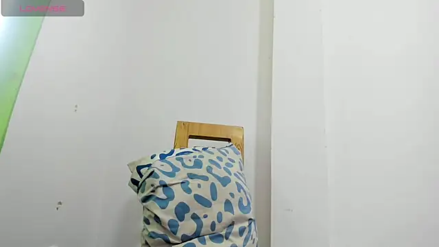 Kayla sofip01 online show from 12.08.24