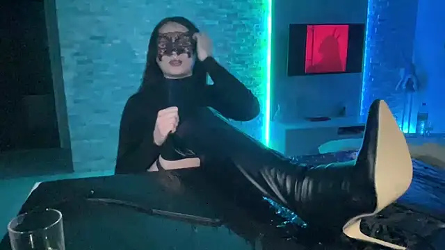 DominaCat75 online show from 12.10.24