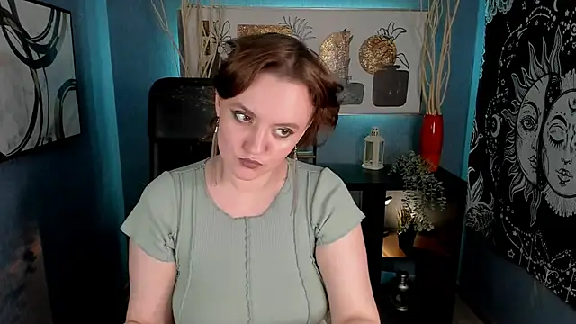 Lella Ryann  online show from 03.05.25