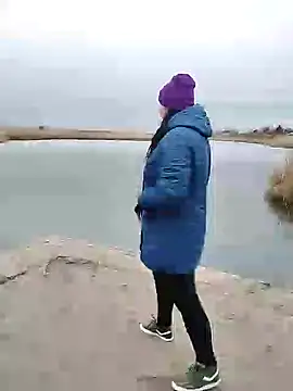 Snapshot of Holly-69 chatting on 01.22.25 Holly-69 online show from 01.22.25