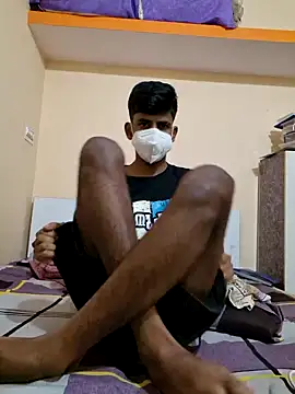 KissesBoyAD online show from 12.19.24