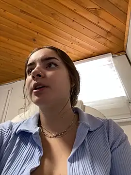 Snapshot of imlindapink chatting on 02.14.25 imlindapink online show from 02.14.25