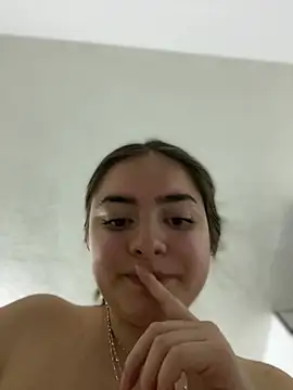 Snapshot of imlindapink chatting on 03.04.25 imlindapink online show from 03.04.25