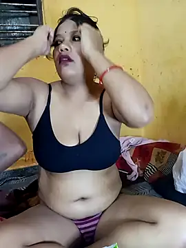 Radhikadavi879 online show from 01.19.25