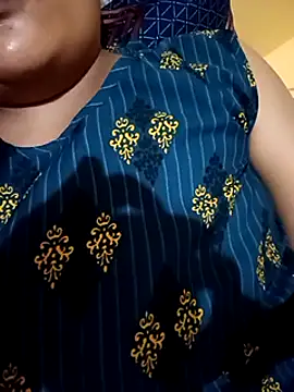 Radhikadavi879 online show from 02.04.25