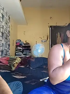 Radhikadavi879 online show from 10.19.25