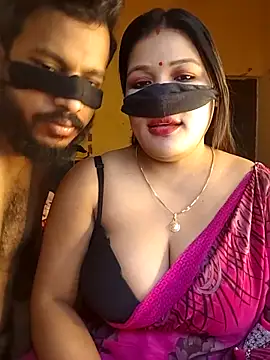 Radhikadavi879 online show from 11.18.25