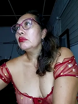 Snapshot of anniecoopeer chatting on 02.21.25 anniecoopeer online show from 02.21.25