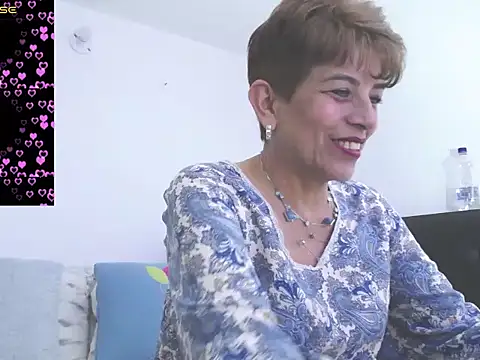 Snapshot of Angelina_Stone_65 chatting on 02.08.25 Angelina Stone 65 online show from 02.08.25