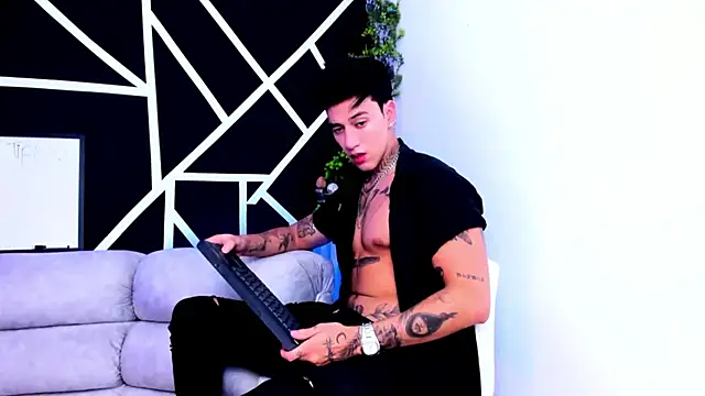 JUSTIN FULLER1 online show from 03.07.25