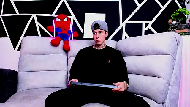 JUSTIN FULLER1 online show from 03.20.25