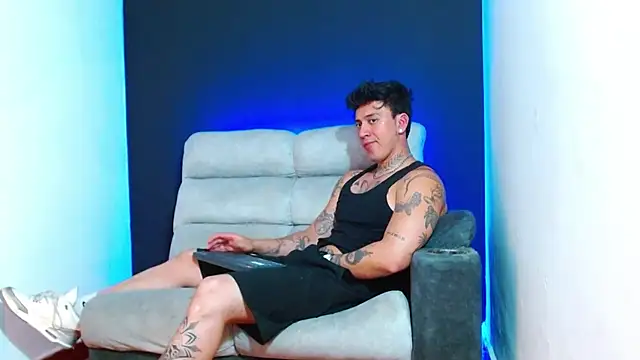 JUSTIN FULLER1 online show from 01.06.26