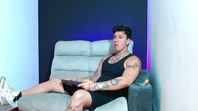 JUSTIN FULLER1 online show from 02.02.26