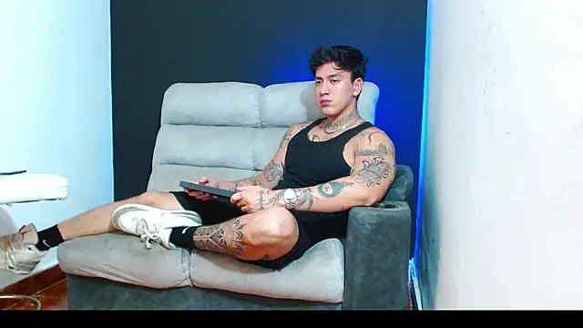 JUSTIN FULLER1 online show from 06.17.26