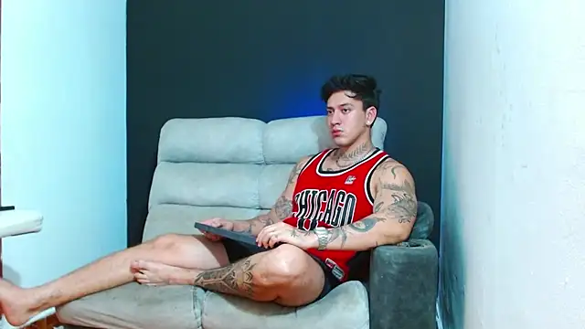 JUSTIN FULLER1 online show from 07.26.26