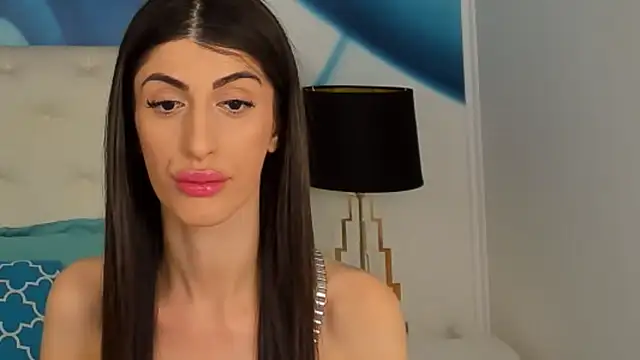 SkinnyDolly online show from 03.03.25