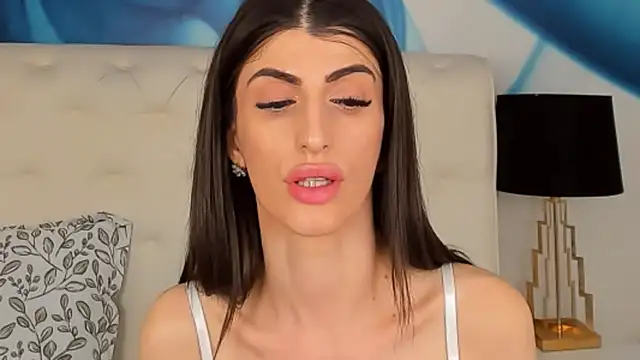 SkinnyDolly online show from 03.16.25