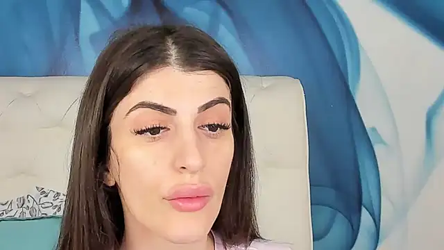 SkinnyDolly online show from 12.21.25