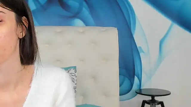 SkinnyDolly online show from 04.16.26