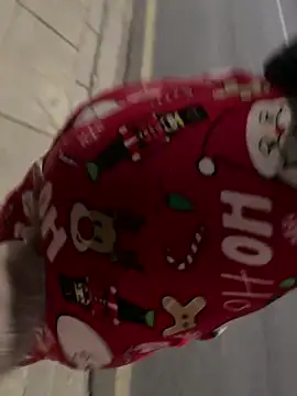 emma05 online show from 12.03.25